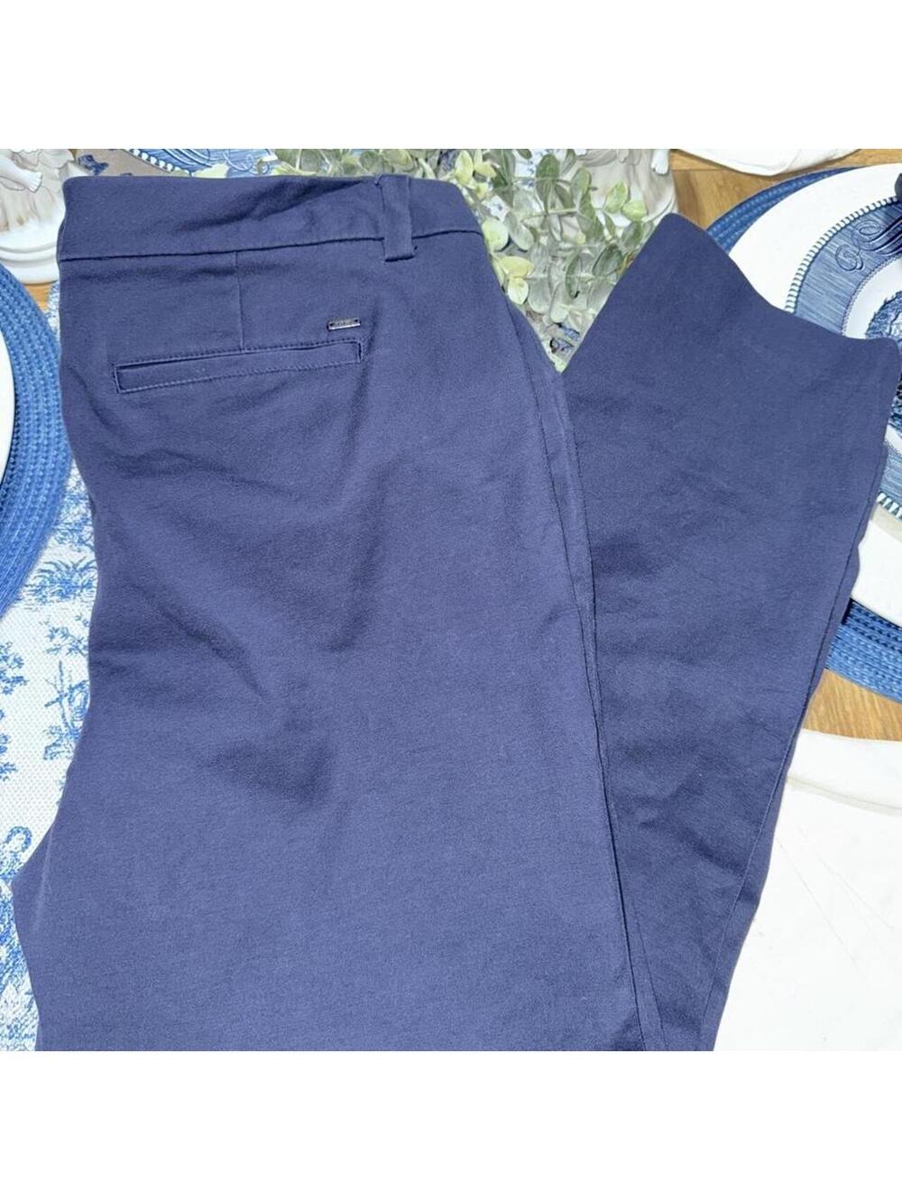 Tommy Hilfiger Women's Navy and Blue Trousers